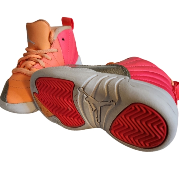 NIKE AIR JORDAN 12 RETRO SUNRISE RACER PINK MANGO 819666-602 SIZE 5C - Picture 6 of 9